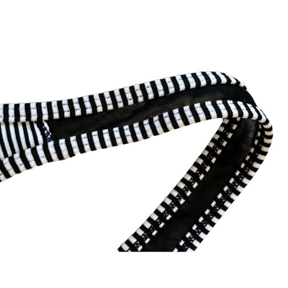 Nike women’s black white stripe racer back workout tank size medium - Picture 5 of 7